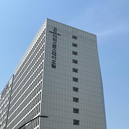 ザ ファースト ステイ ホテル ソウル特別市 エクステリア 写真